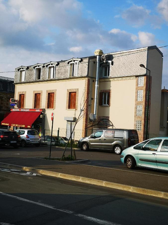 Cafe De La Gare Otel Bessancourt Dış mekan fotoğraf